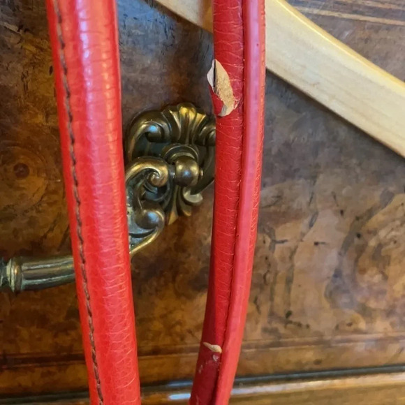 3/$15 Nine West red purse - Picture 6 of 12